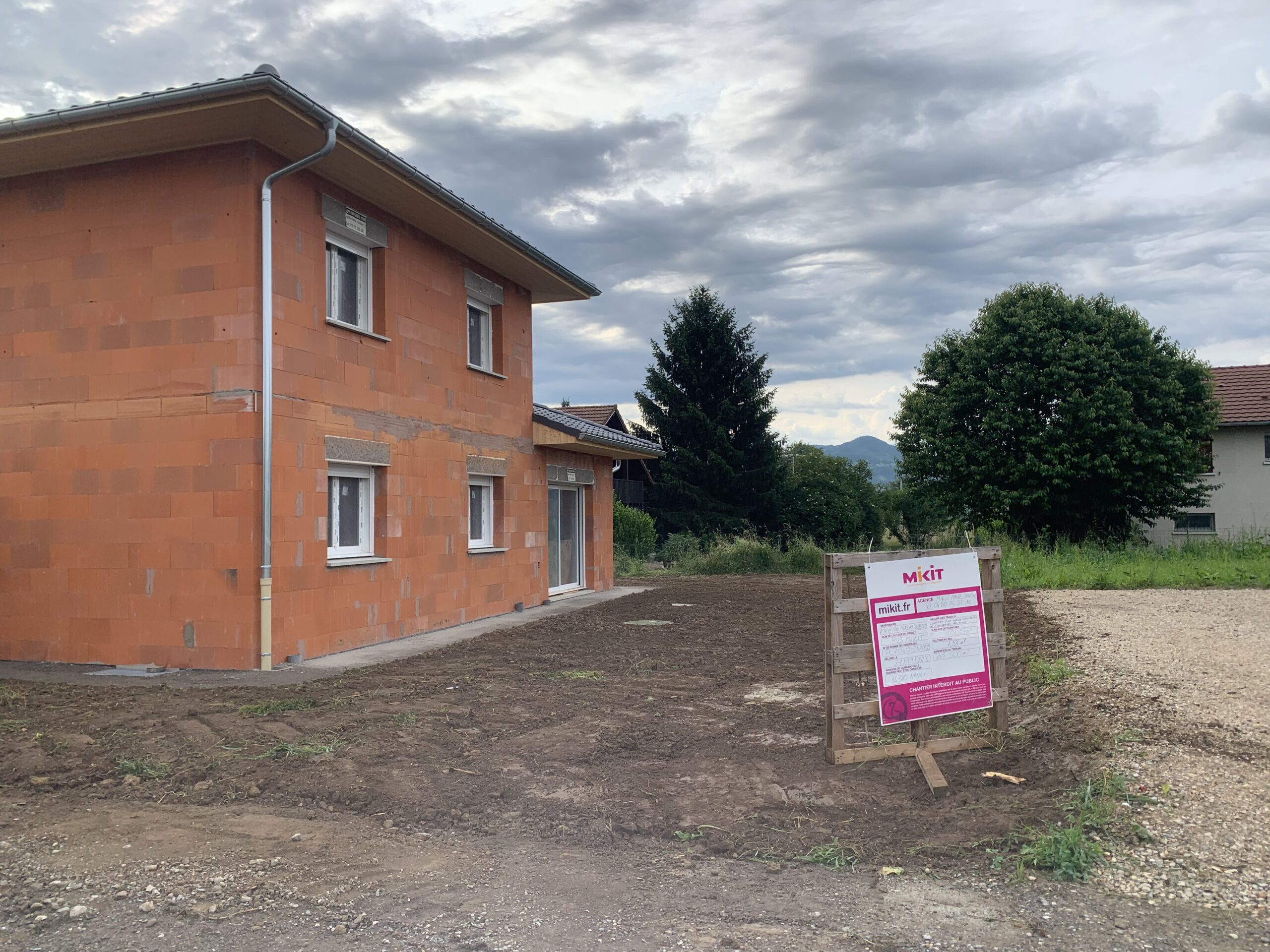 Salesforce-Agency-Posts-001D000000l0i9GIAQ-maison-4-chambres-a-nangy-mor3