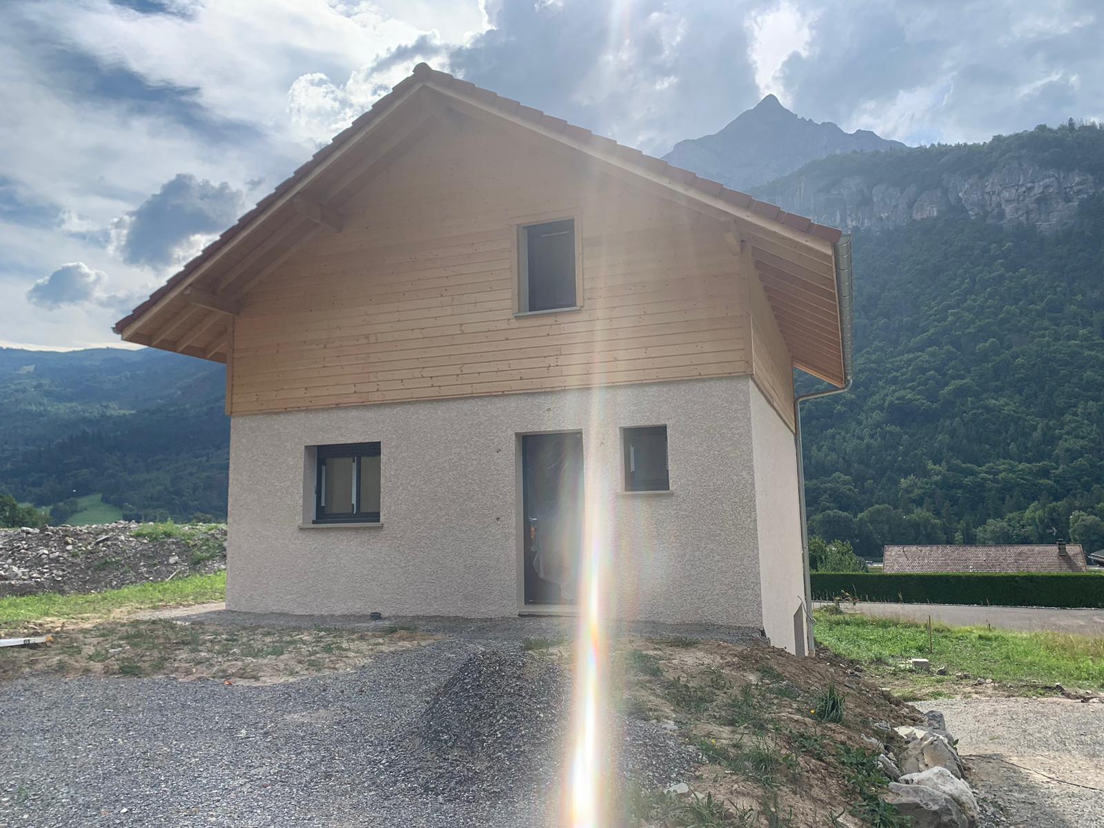 Salesforce-Agency-Posts-001D000000l0i9GIAQ-maison-bois-3-chambres-a-magland-2