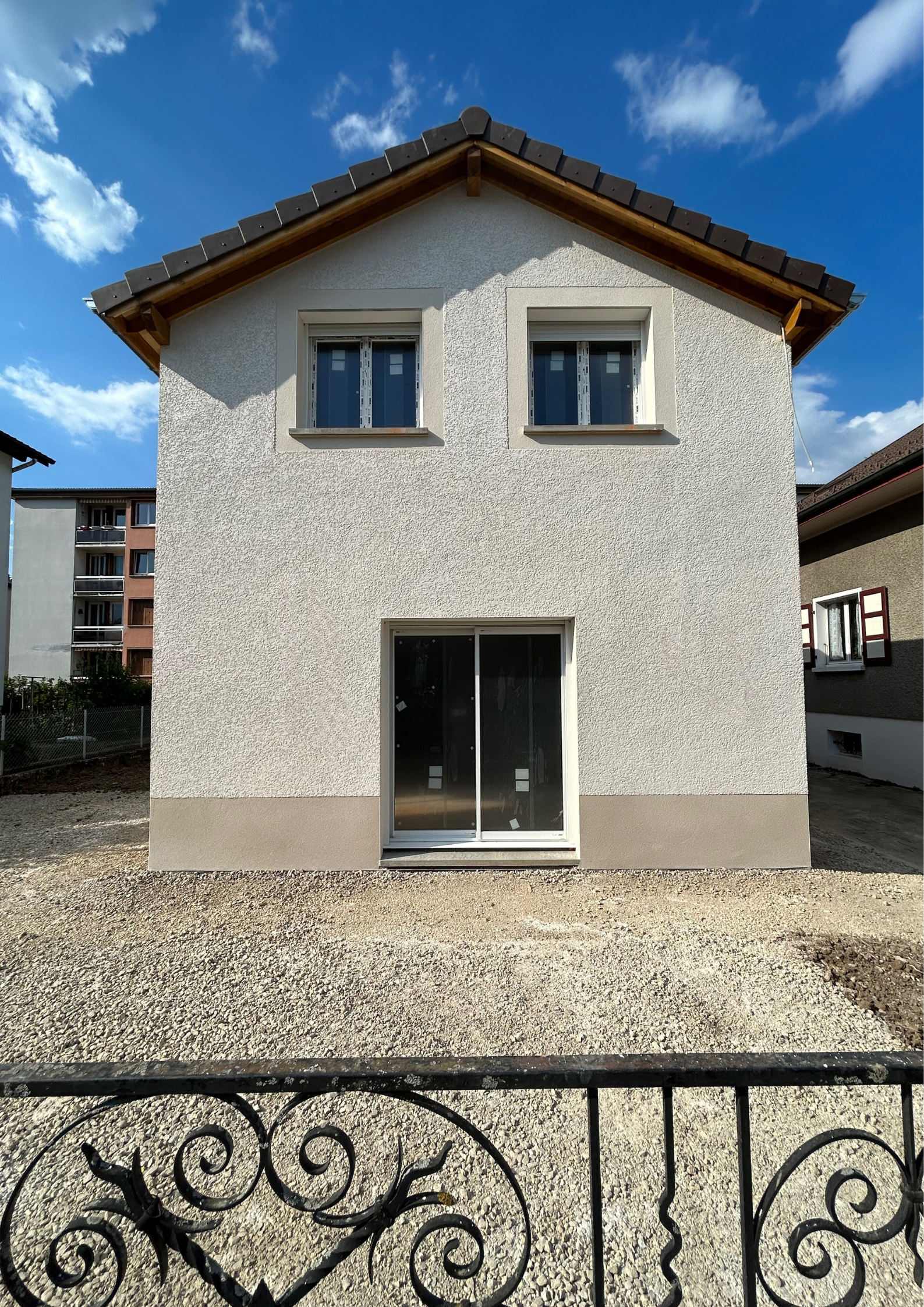 Salesforce-Agency-Posts-001D000000l0i9GIAQ-maison-de-ville-a-annemasse-ja5