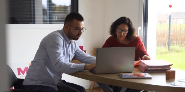 Salesforce-Agency-0012o00002KeEVRAA3-seance-de-travail-a-montigny-en-gohelle