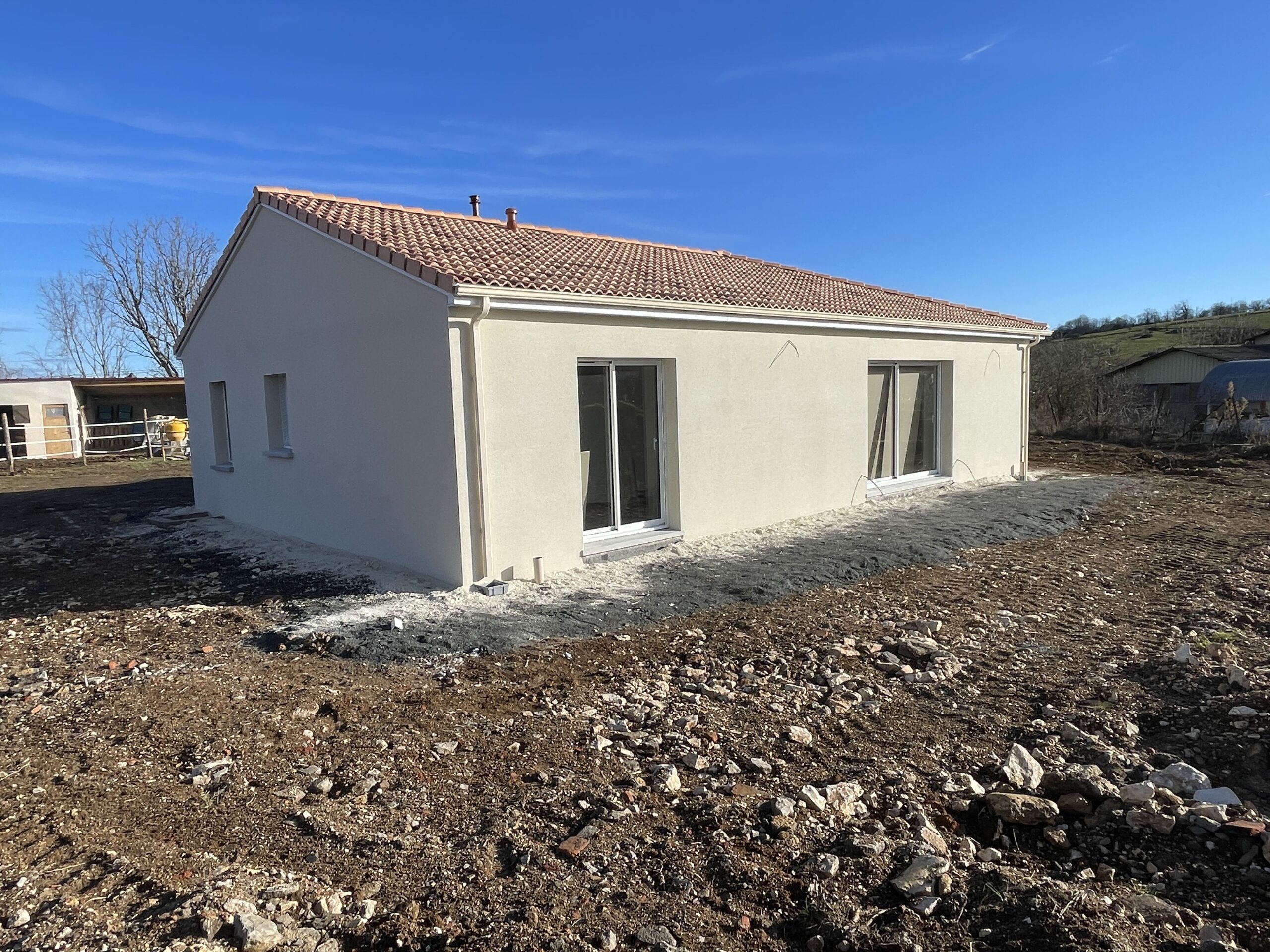Maison-neuve-crepie-a-Asprieres-%e2%80%93-Modele-Mikit-Joanie-194