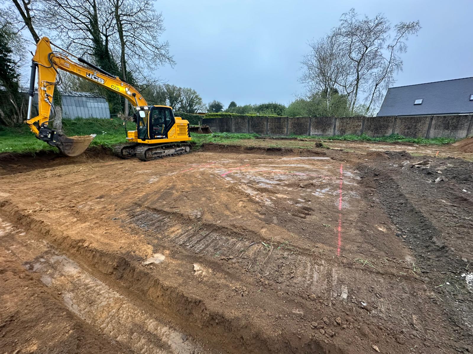 MIKAEL A LANNEANOU : DEBUT DE CHANTIER