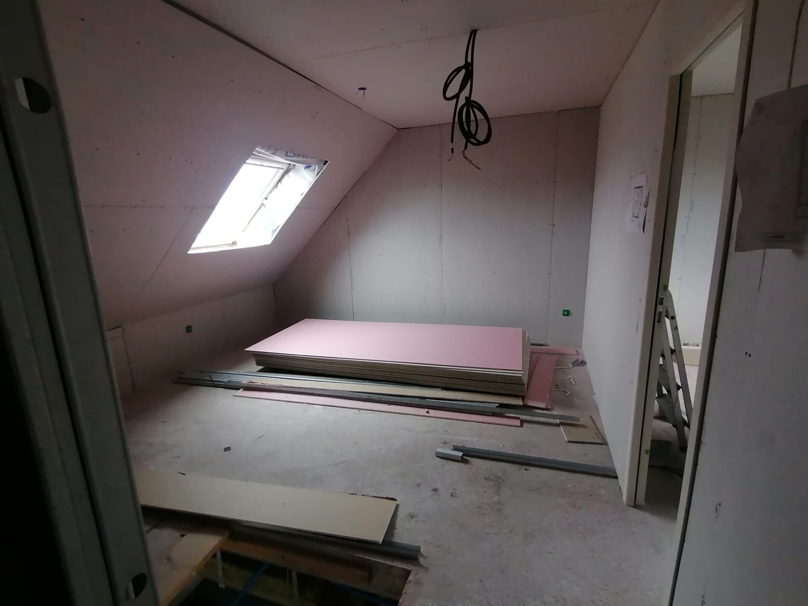 Salesforce-Agency-Posts-001D000000l0iA8IAI-1758187403862