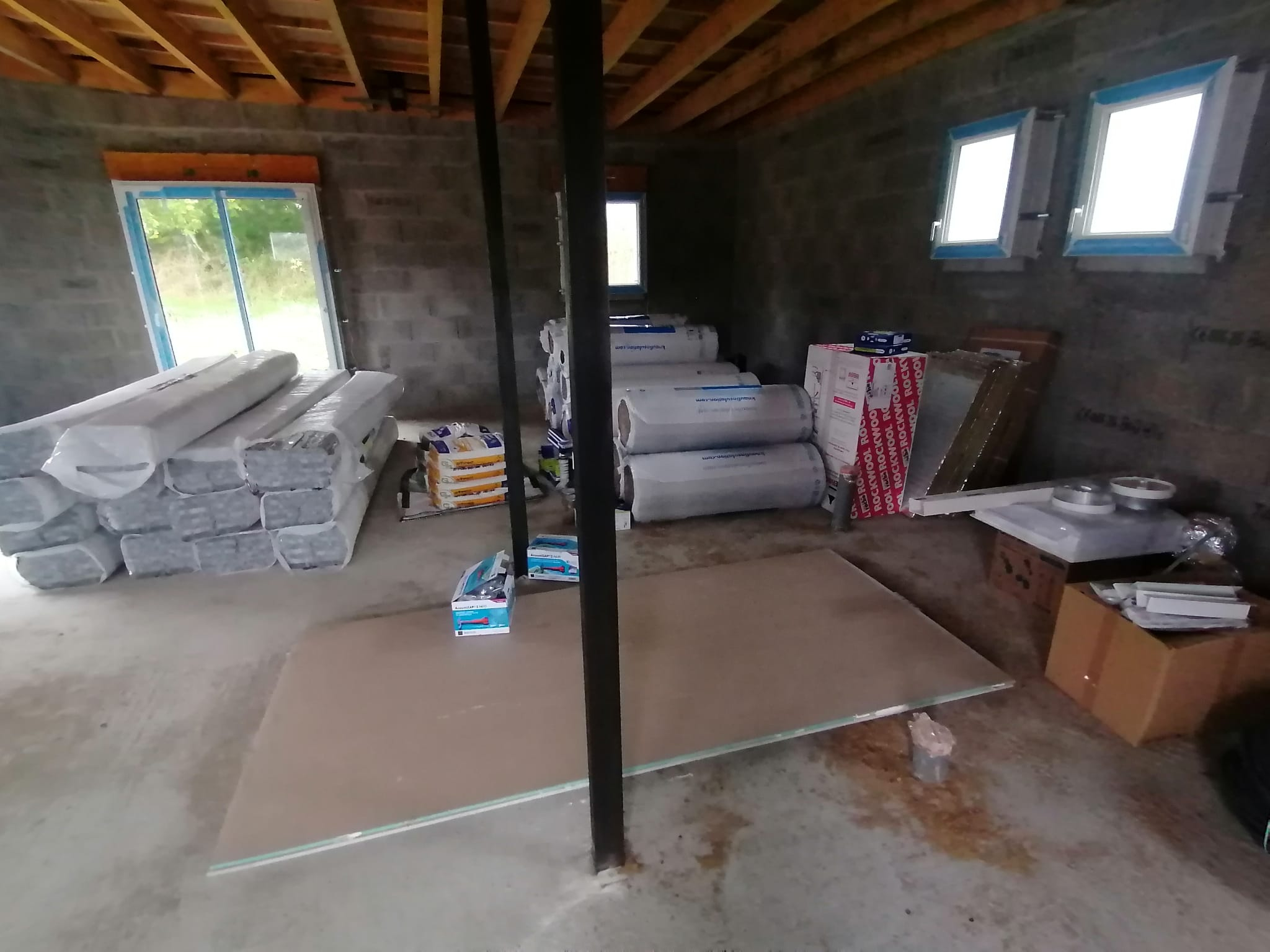 Salesforce-Agency-Posts-001D000000l0iA8IAI-1758199424686