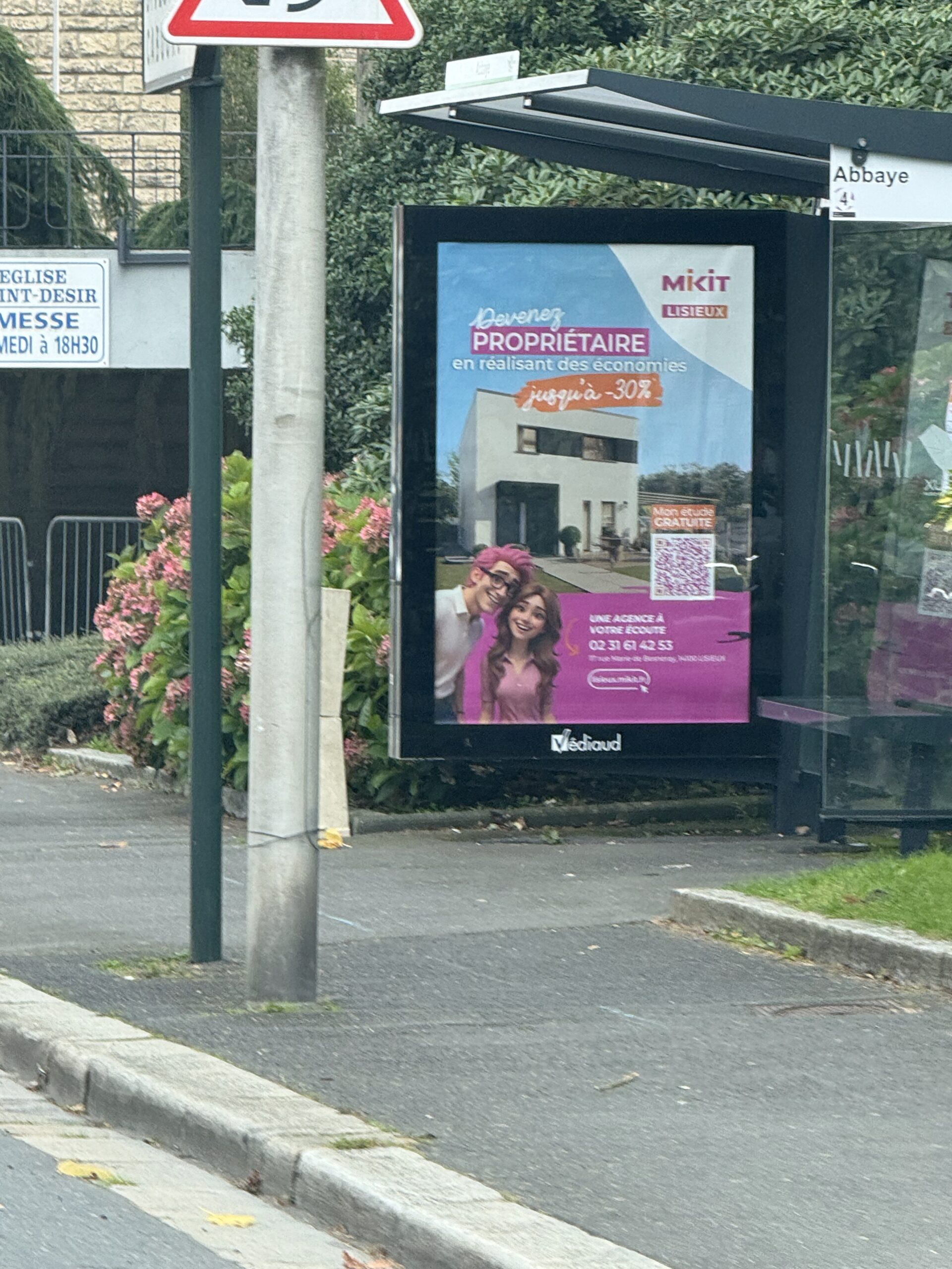 Abribus Lisieux/Bernay
