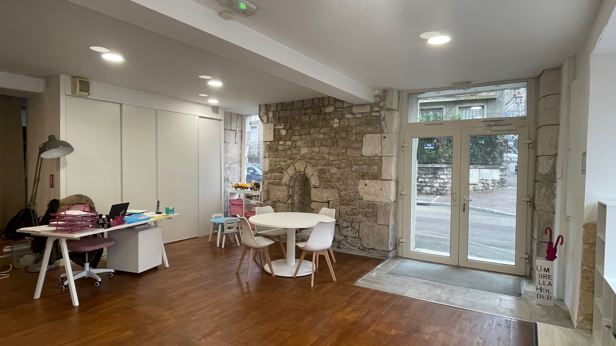 Salesforce-Agency-001Tn00000FtG0KIAV-local-3