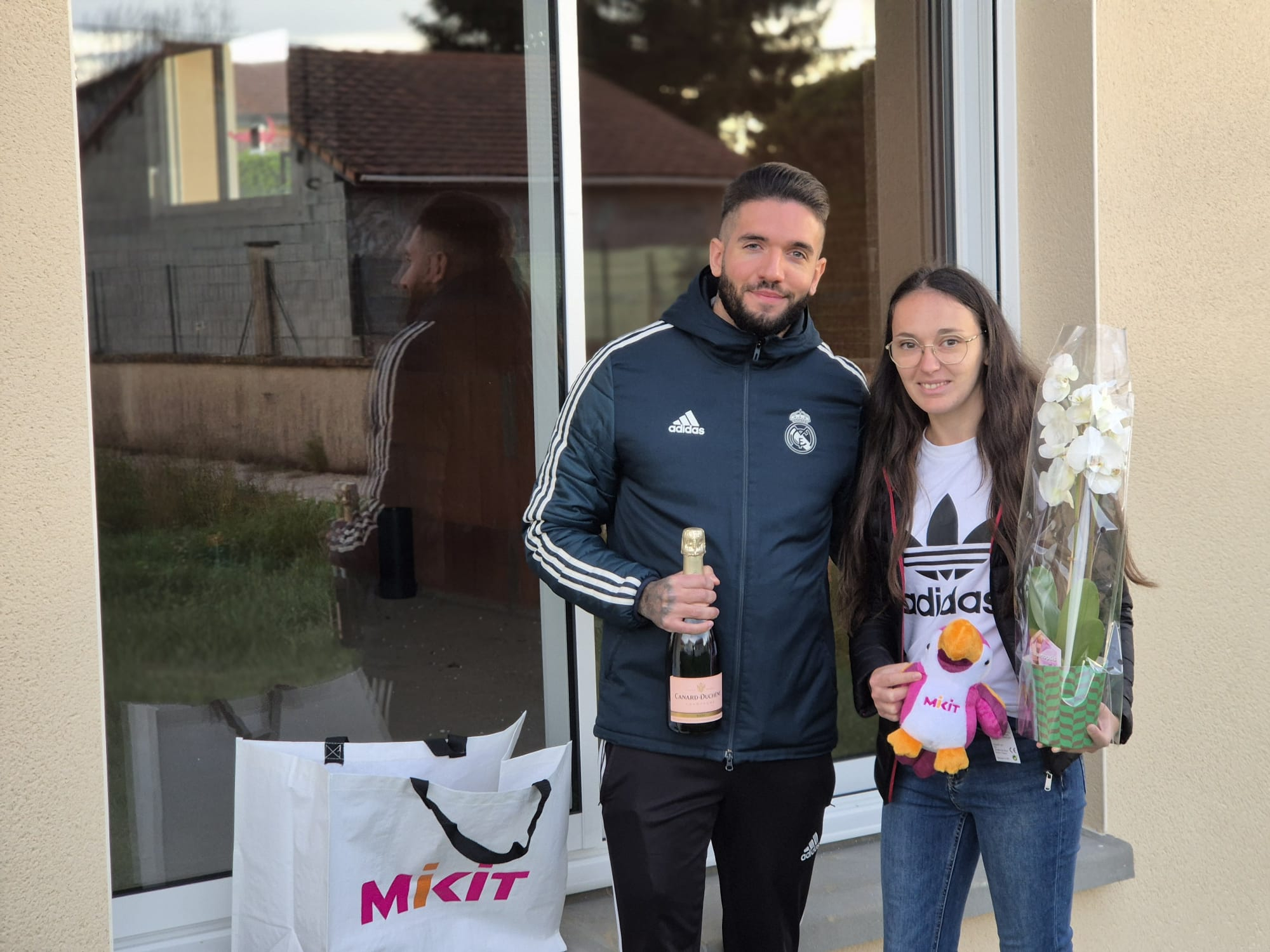 Salesforce-Agency-Posts-0015700001zkOrfAAE-img-20251106-wa0004-1