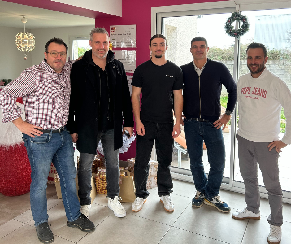 Salesforce-Agency-001Tn000008v8CMIAY-design-sans-titre