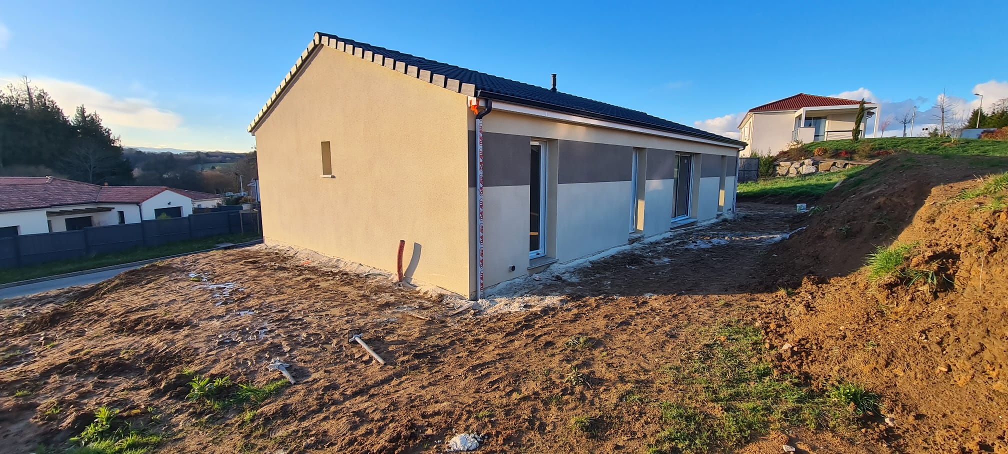 Salesforce-Agency-Posts-0012o00002qBiB8AAK-avis-mikit-limoges