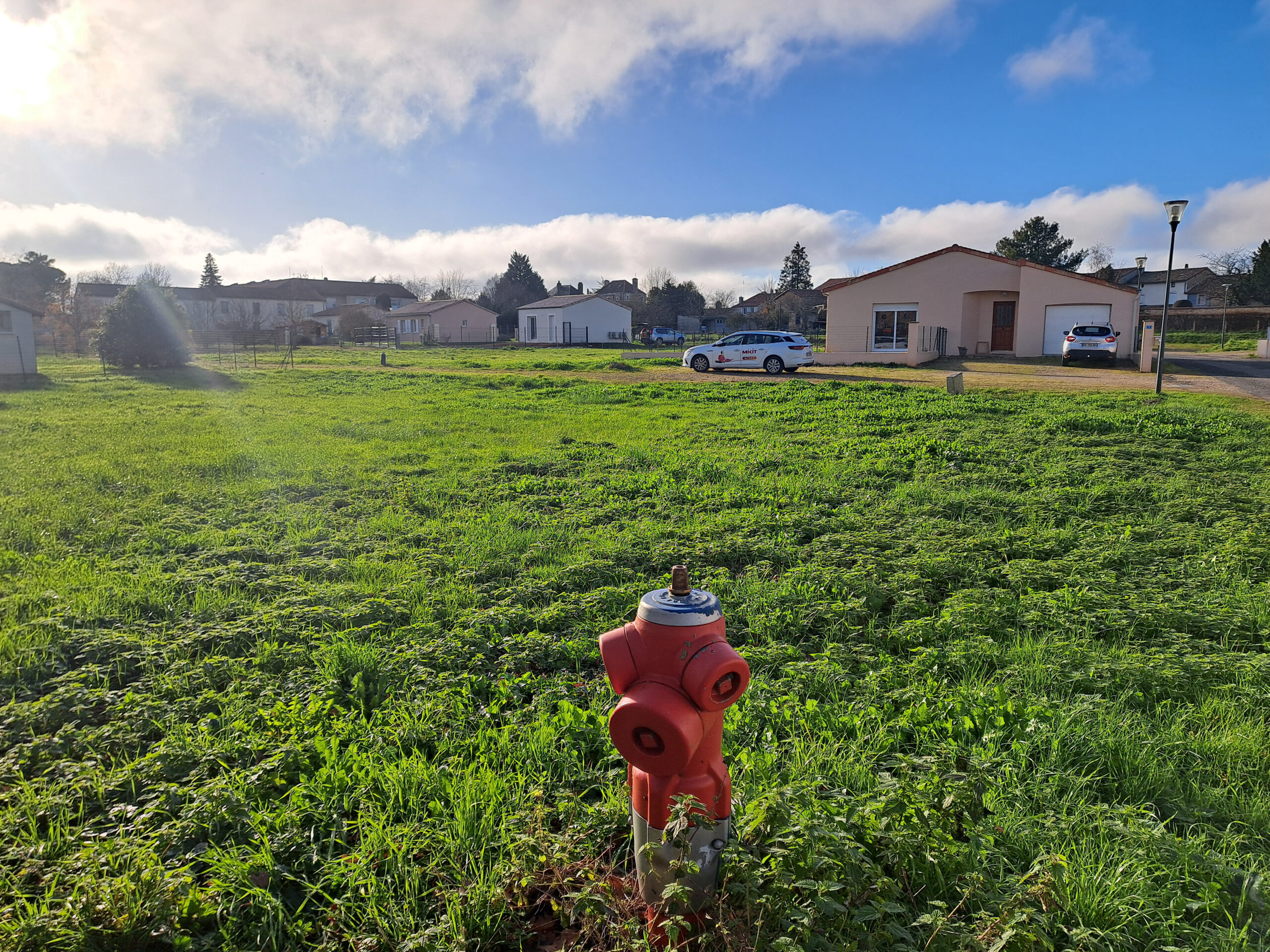 Salesforce-Agency-Posts-001Tn000009Teg1IAC-20251203_150325