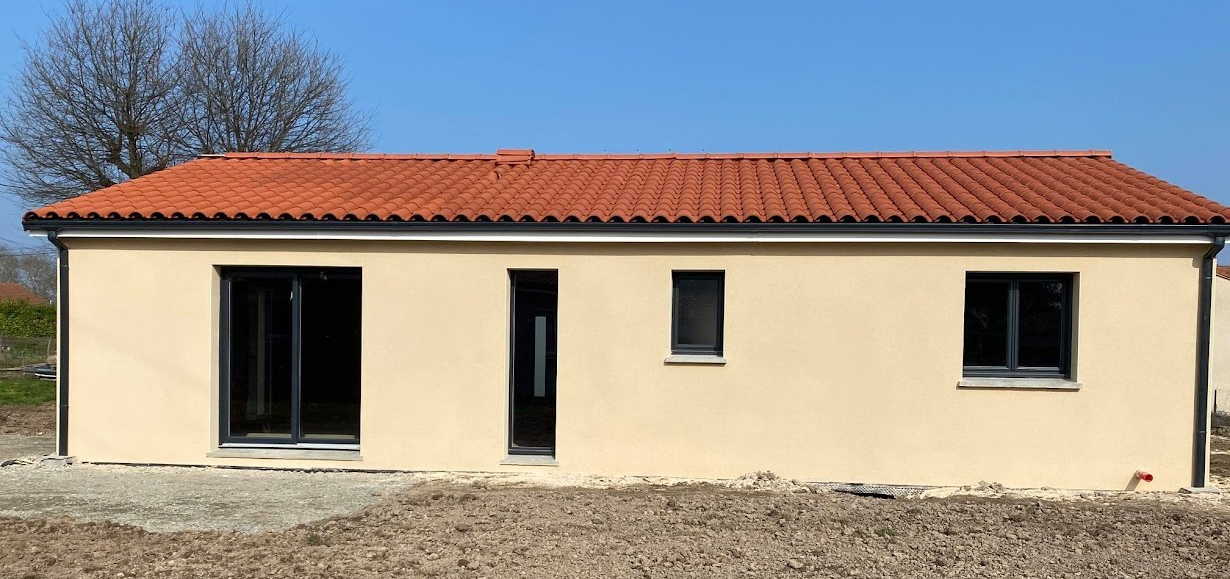 Salesforce-Agency-Posts-001Tn00000Ab4tMIAR-maison-3-chambres-a-saintes