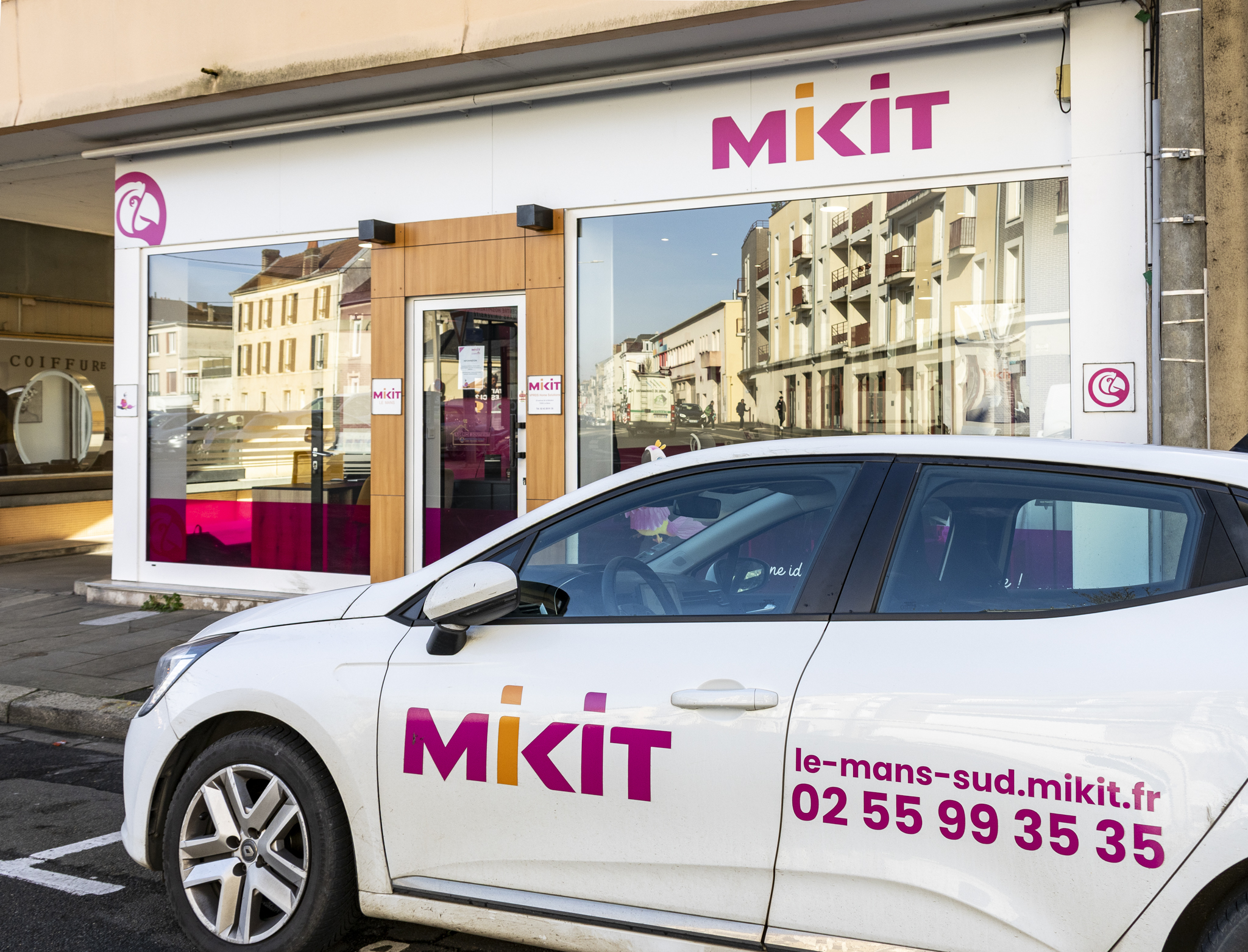 Salesforce-Agency-0017U000002qN9BQAU-mikit-102