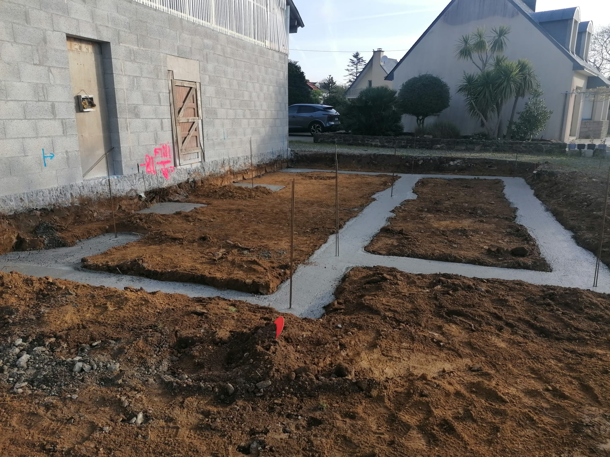 DEBUT DE CHANTIER A GUIPAVAS