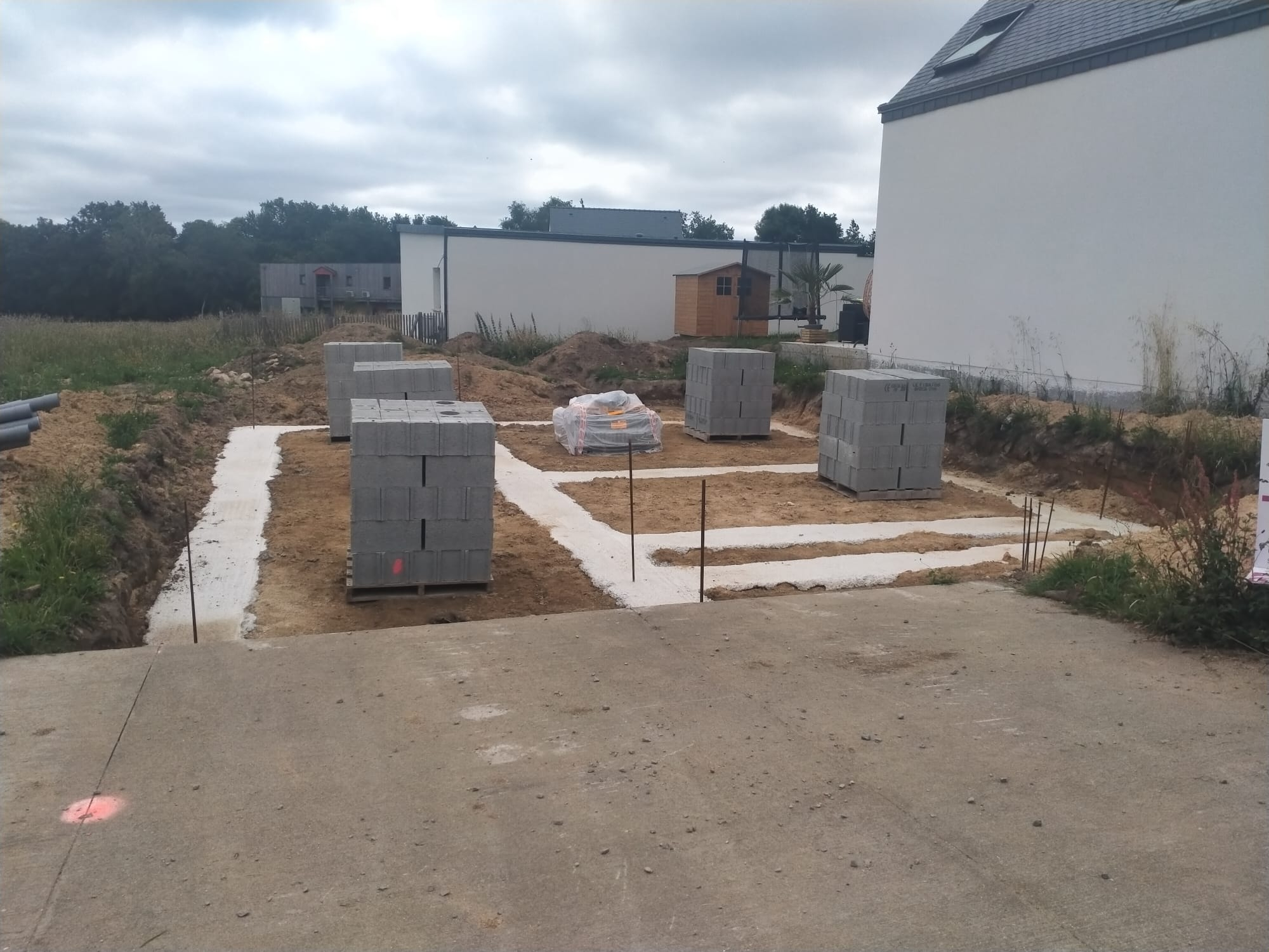 DEBUT DE CHANTIER A PLOMELIN