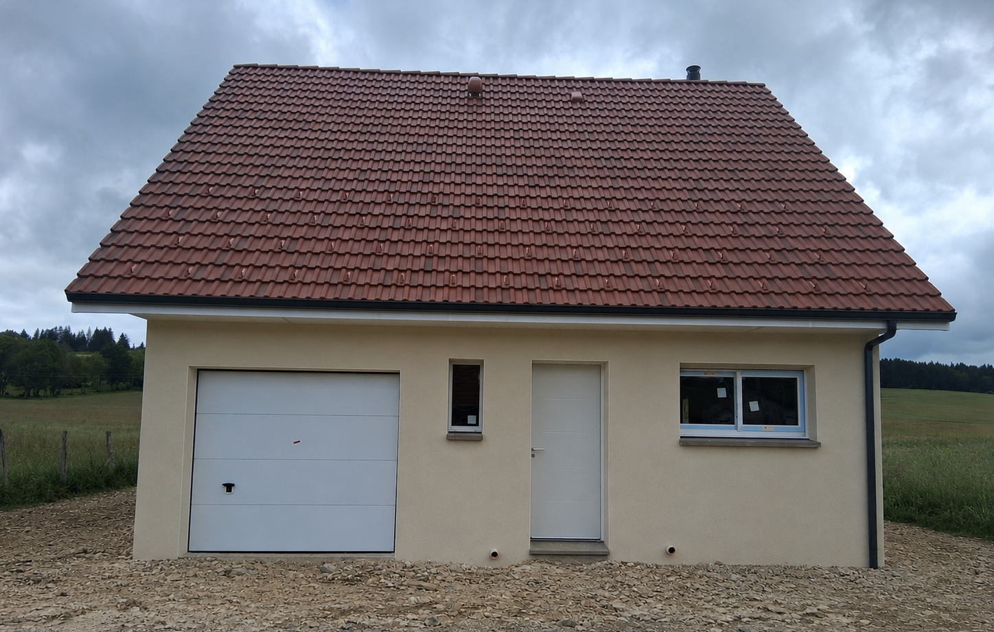 Du virtuel au réel : Nouvelle étape franchie pour la construction de la maison Vickie de Géraldine au Barboux par Mikit Le Russey !
