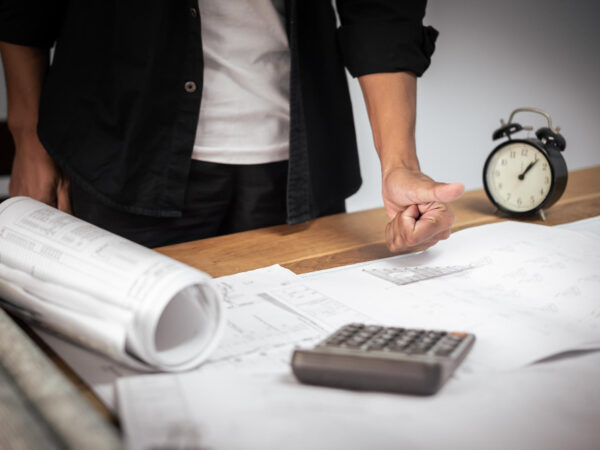 Temps de construction d'une maison neuve : délais, étapes et conseils pratiques