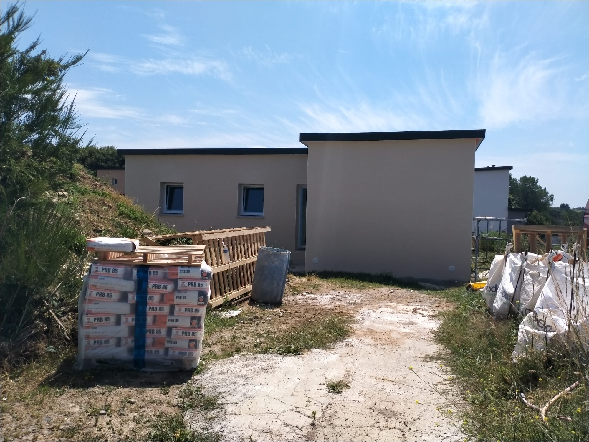 DEBUT DE CHANTIER A PLOMELIN