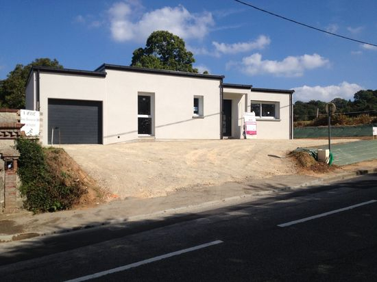 Maison neuve trois chambres à Oradour-sur-Glane sans apport