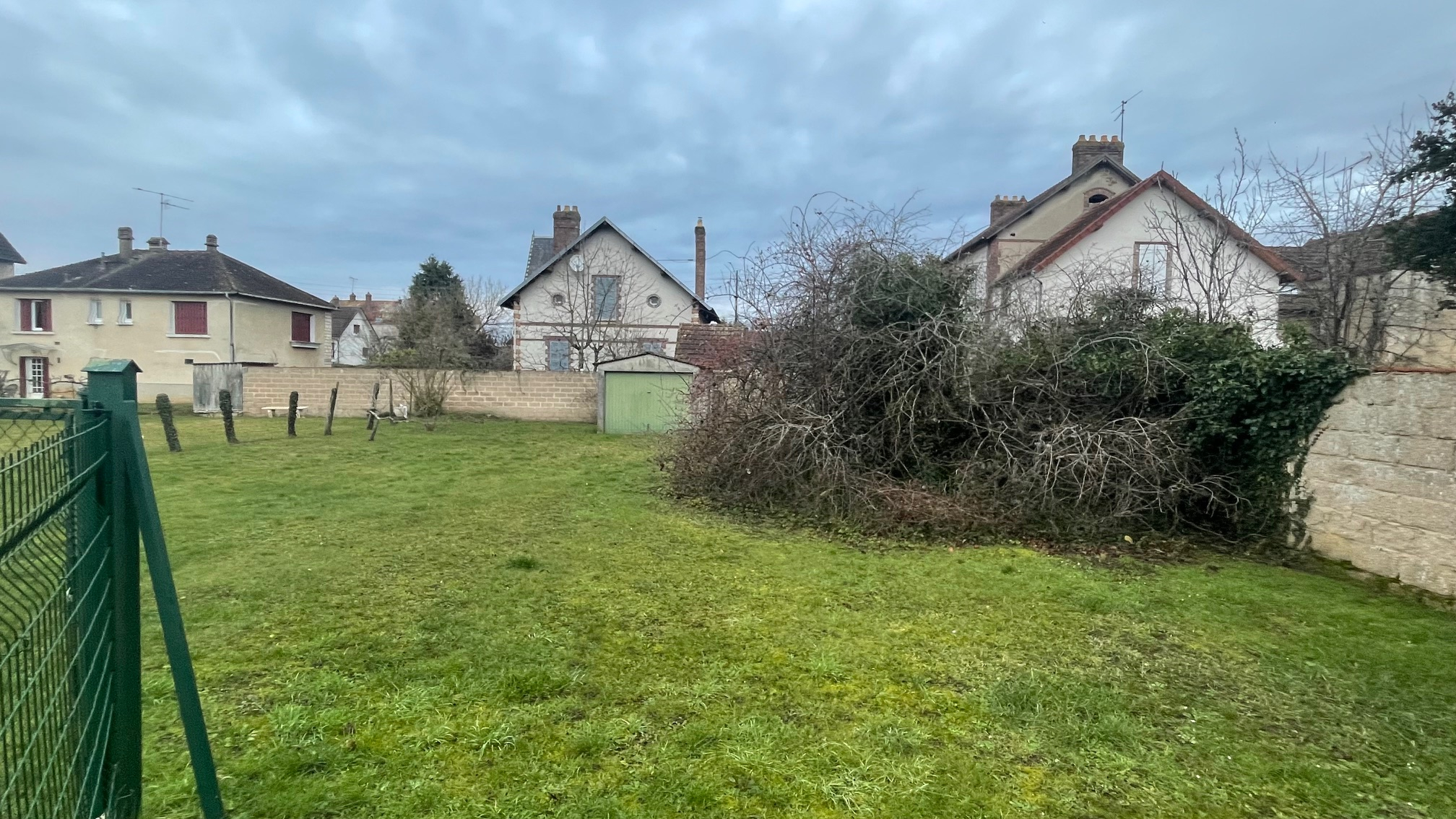 Joli cadre de vie pour votre future maison