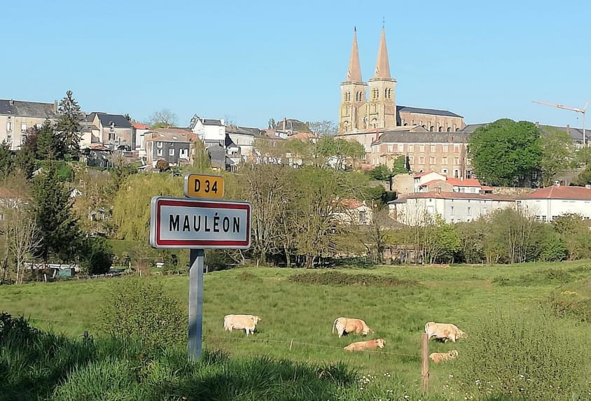 Les avantages de construire sa maison à Mauléon : économie et qualité de vie avec Mikit en prêt-à-finir