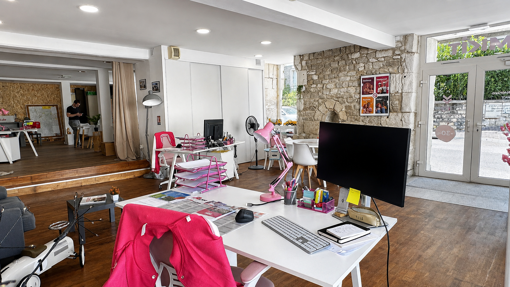 Salesforce-Agency-001Tn00000FtG0KIAV-agence-a
