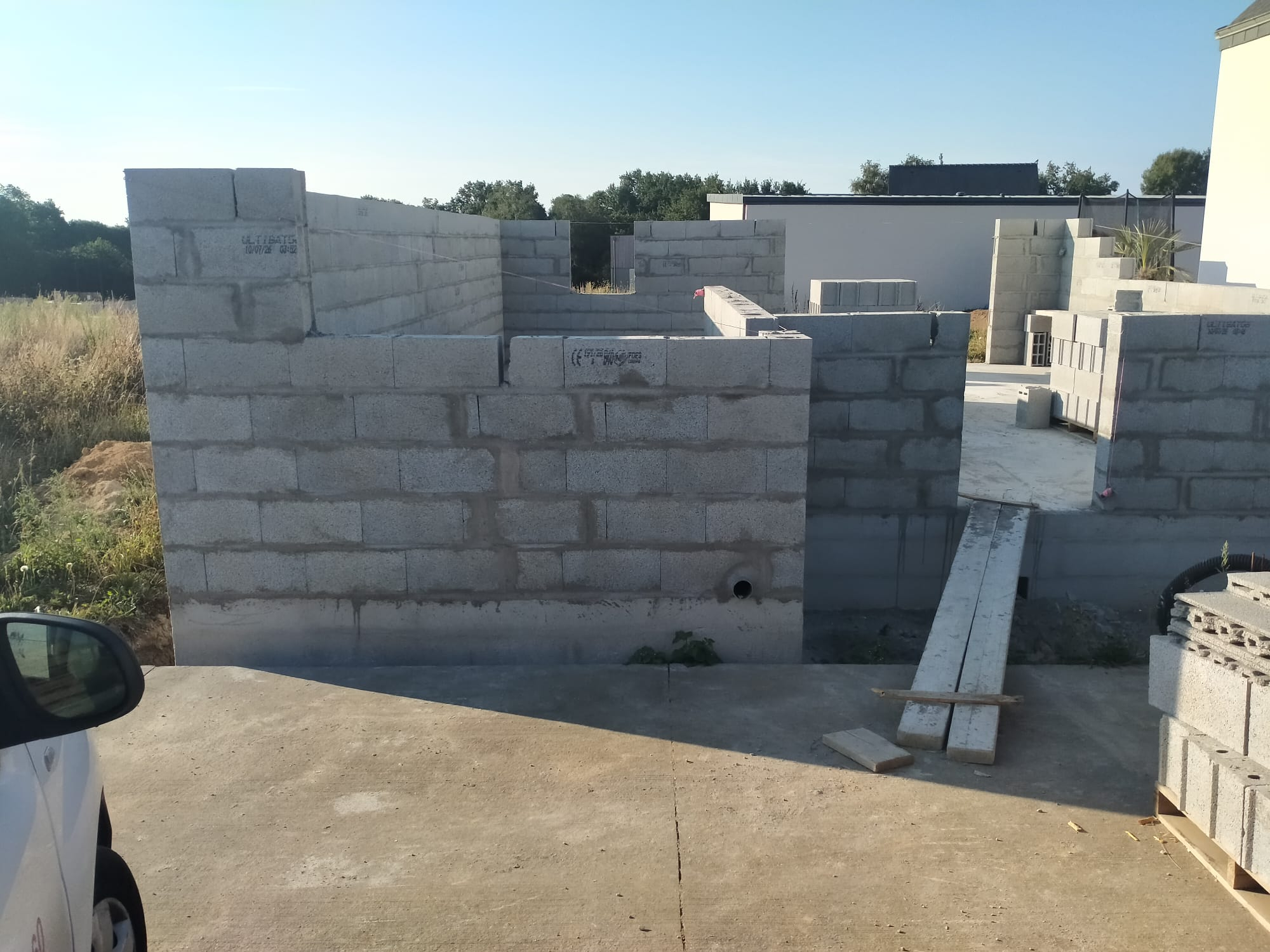 DEBUT DE CHANTIER A PLOMELIN