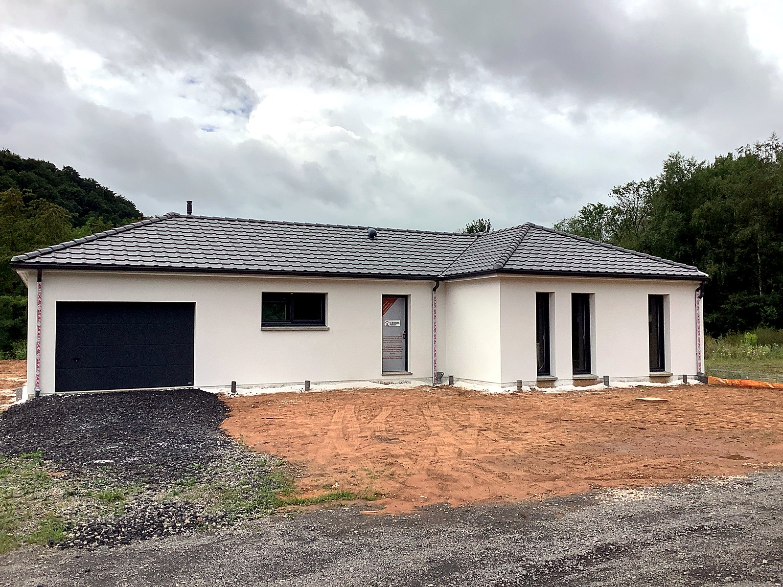 Salesforce-Agency-001Tn00000R1V2DIAV-maison-mikit-chantier-realisation-25